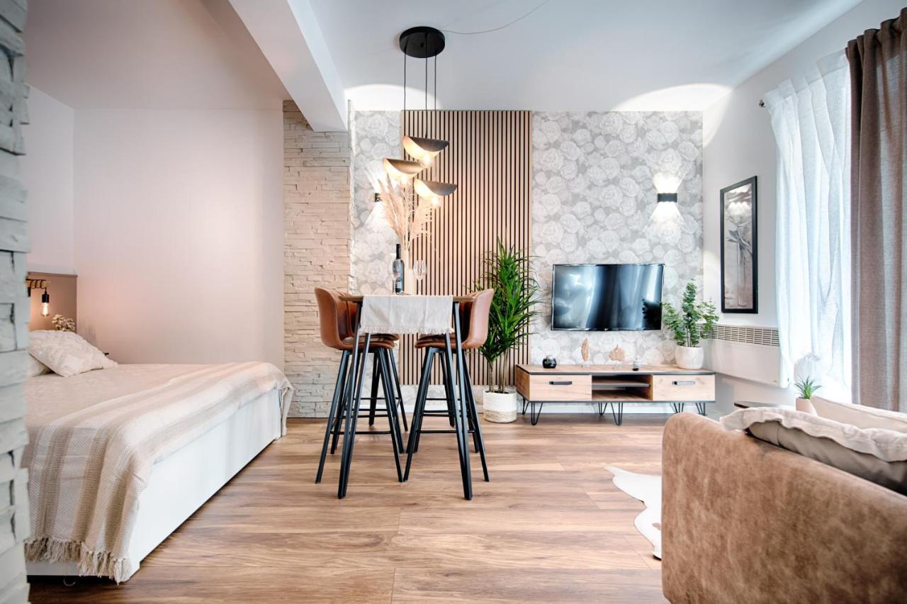 Komiža Apartments Dubra מראה חיצוני תמונה